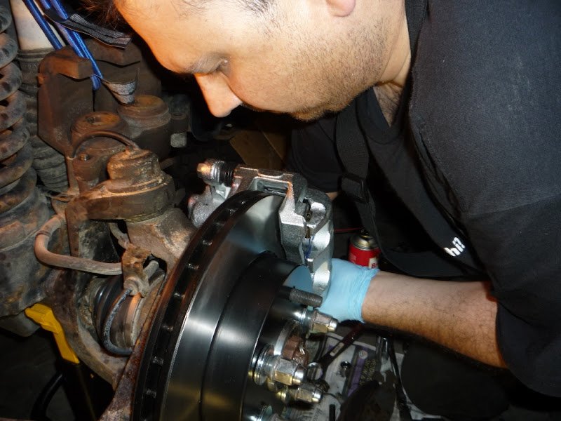 WJ Guia de como reemplazar los frenos en una Grand Cherokee 2000